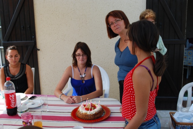 2009_anniv_julie_0941.JPG