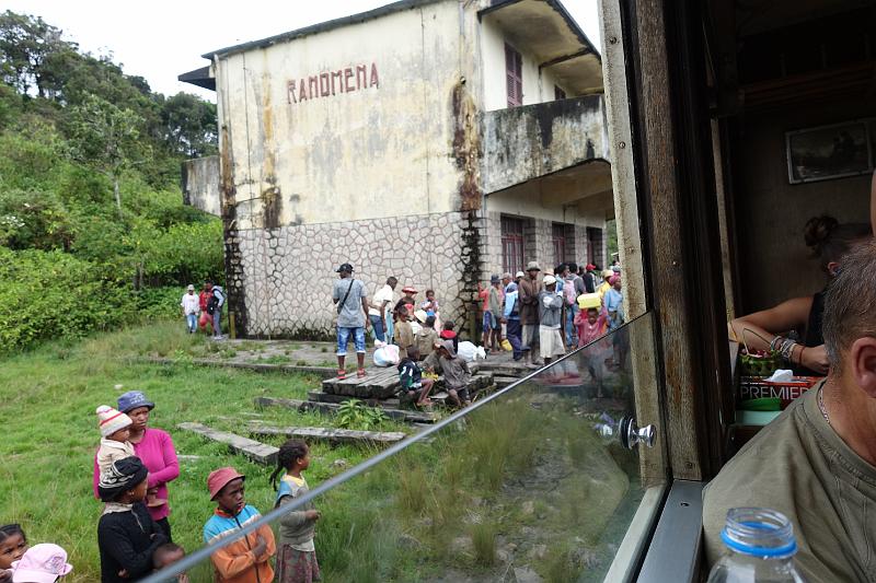 20180300-MADA-197-TrainPourManakara.JPG