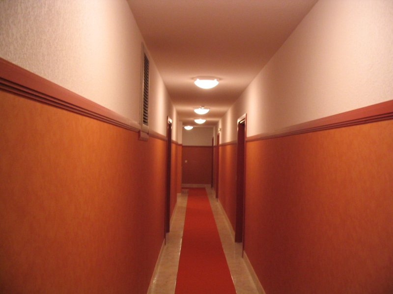 var_appart_couloir.jpg